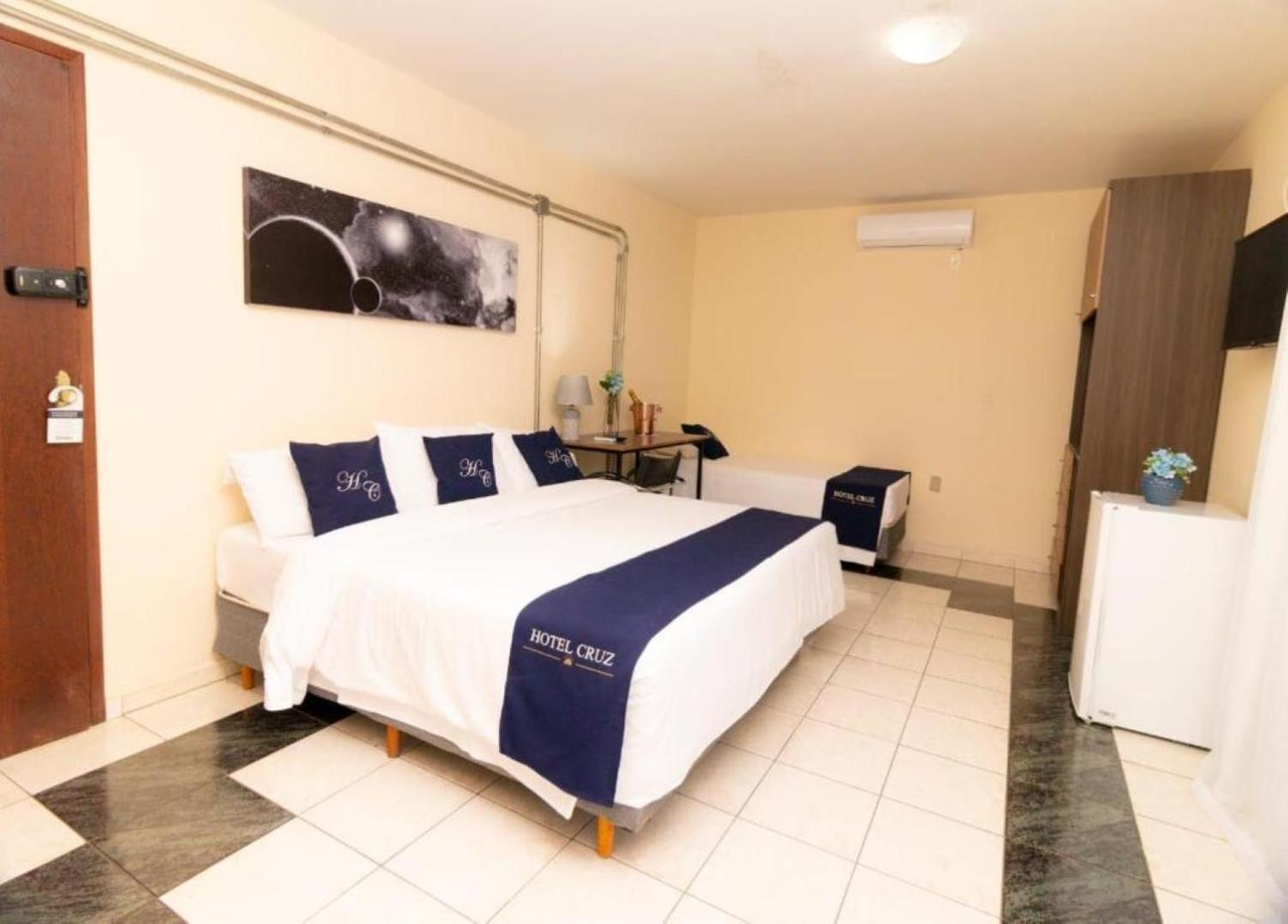 Cruz Hotel Divinópolis エクステリア 写真