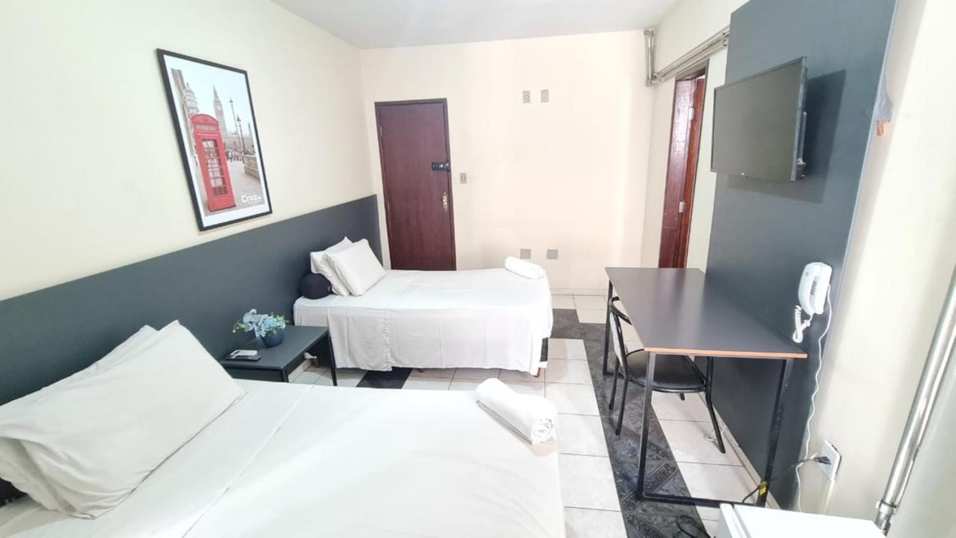 Cruz Hotel Divinópolis エクステリア 写真