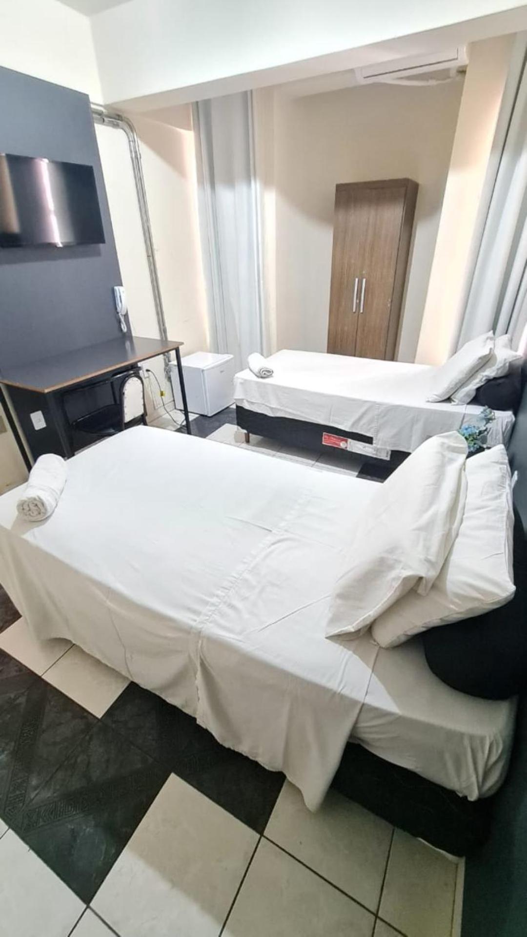 Cruz Hotel Divinópolis エクステリア 写真