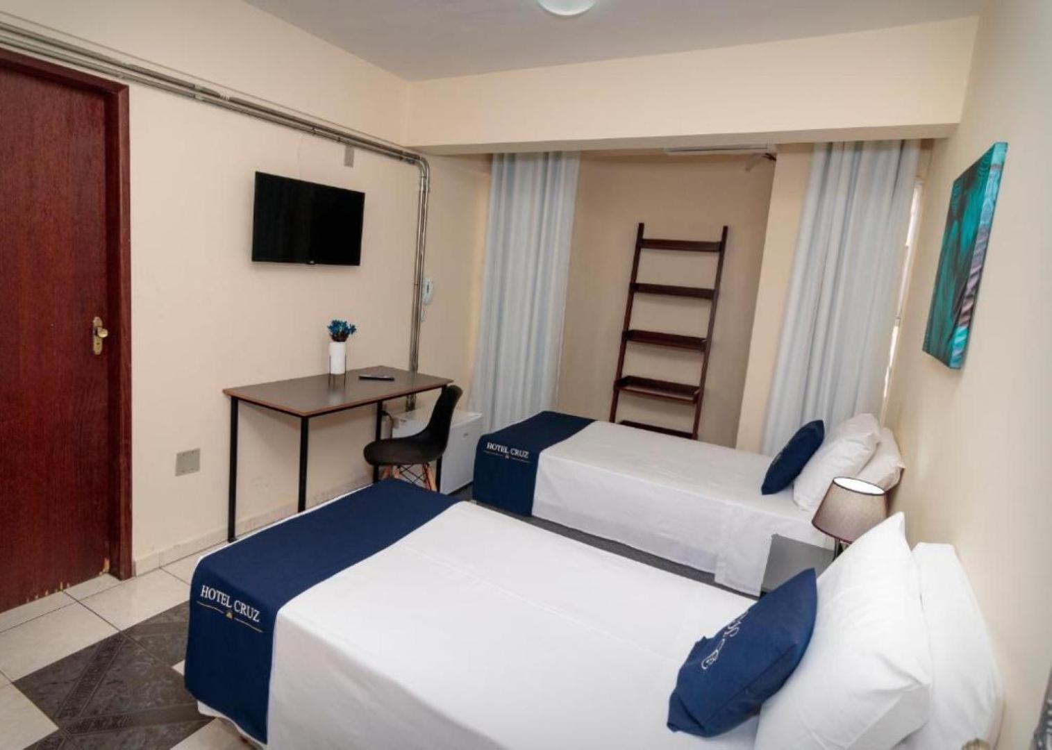 Cruz Hotel Divinópolis エクステリア 写真